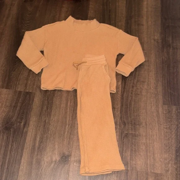 Gap waffle Knit Sweater and Pants Set - Picture 1 of 3